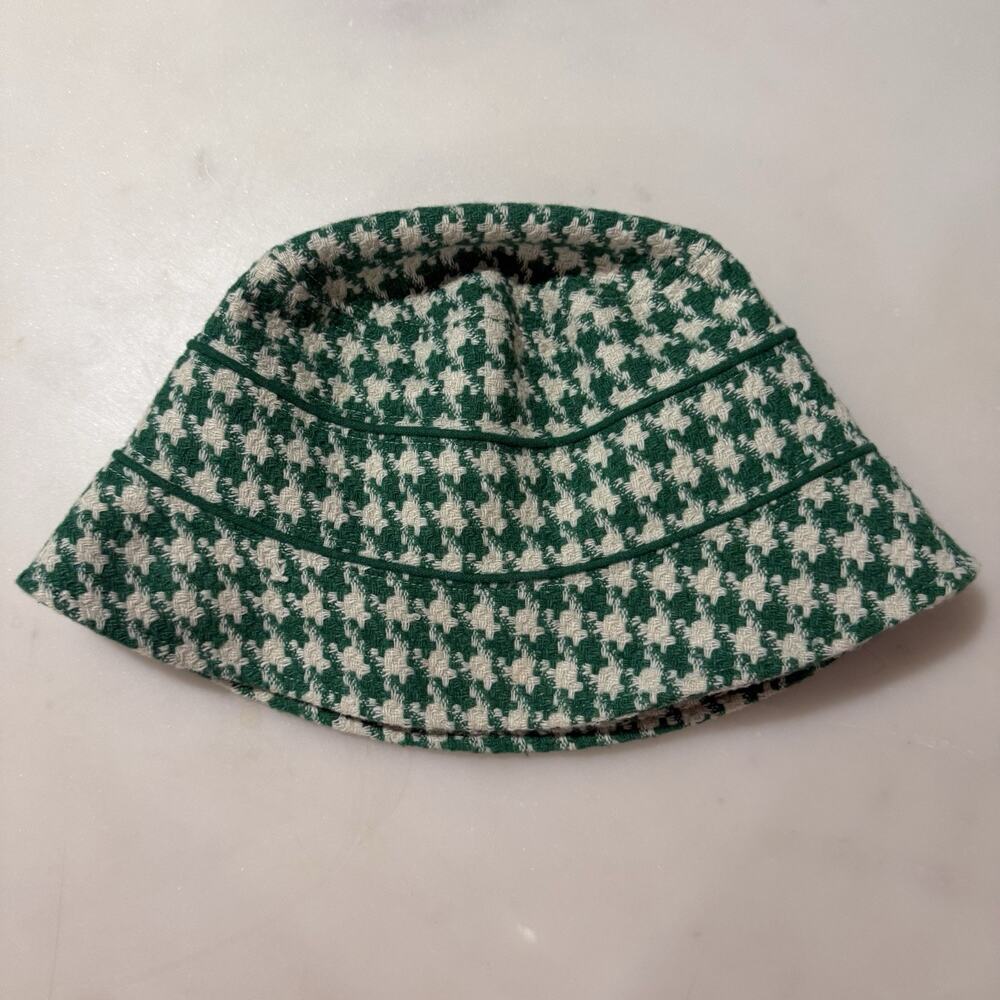 Women's Green and White Houndstooth Bucket Hat Winter Styling